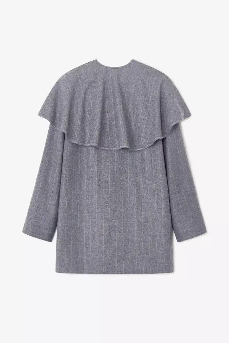 Graues Kleid mit Streifen und Rundkragen Graues Kleid mit Streifen und Rundkragen