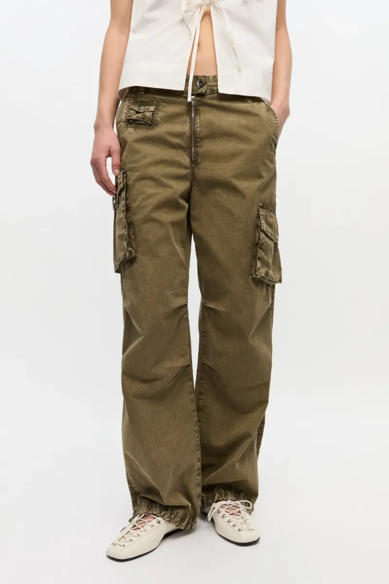 Grün gewaschene Twill-Hose