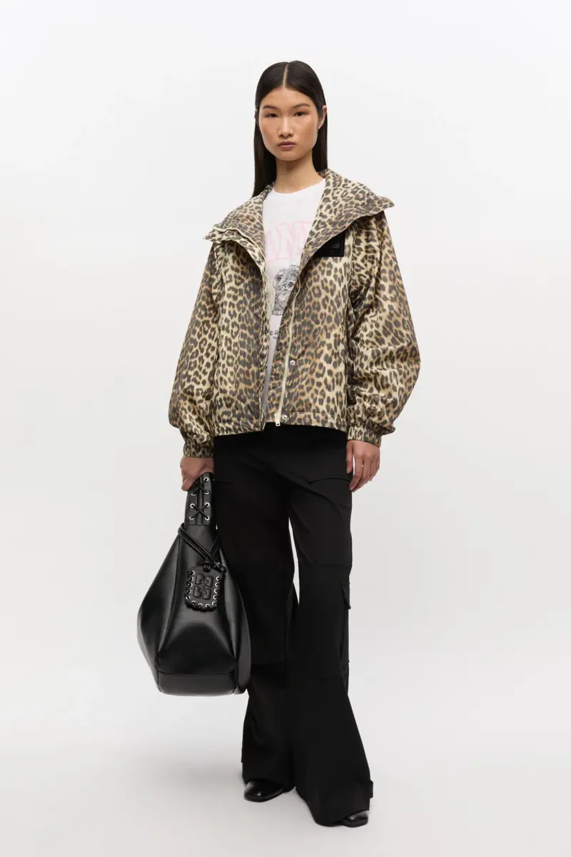 Nylonjacke mit Leopardenmuster Nylonjacke mit Leopardenmuster