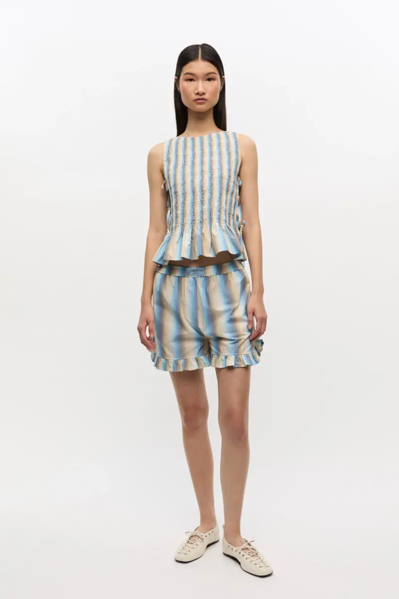 Ombre-gestreifte Rüschen-Shorts Ombre-gestreifte Rüschen-Shorts