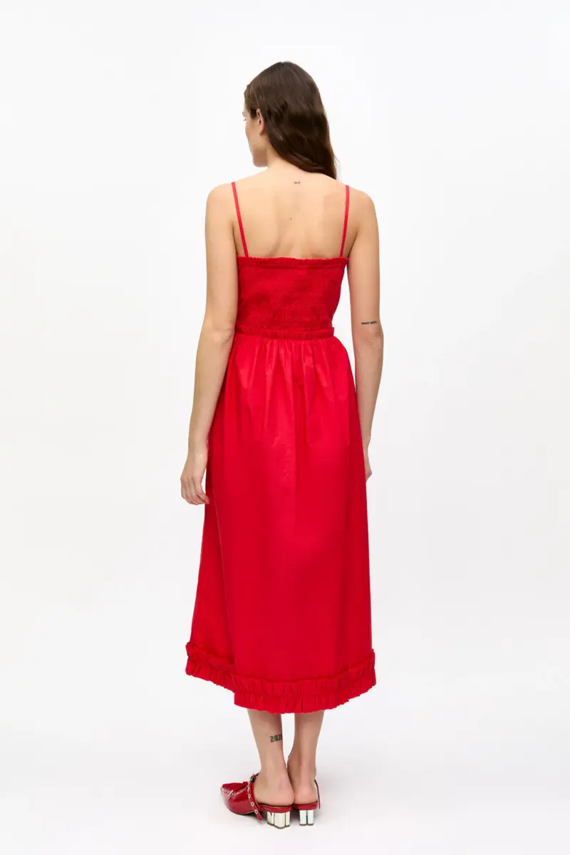 Rotes Baumwoll-Popeline-Trägerkleid Rotes Baumwoll-Popeline-Trägerkleid