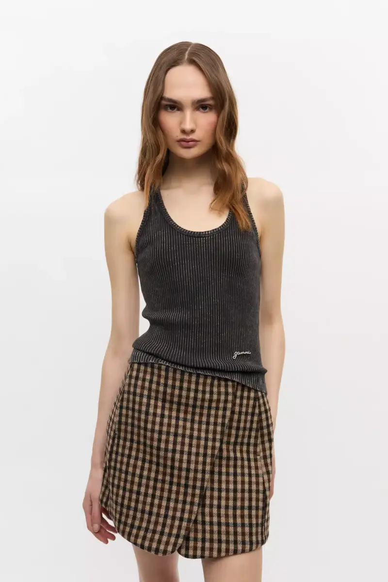 Schwarzes, gewaschenes Tanktop