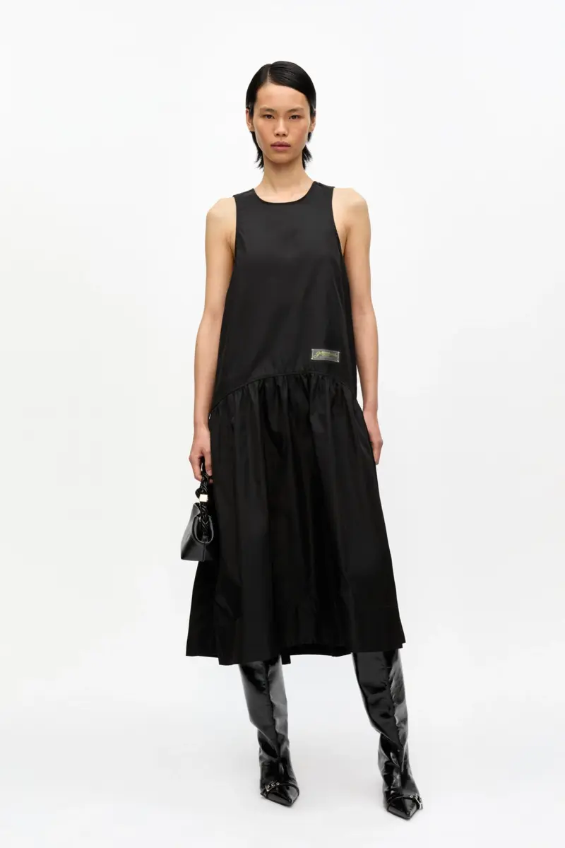 Schwarzes Midikleid aus Duchesse-Nylon