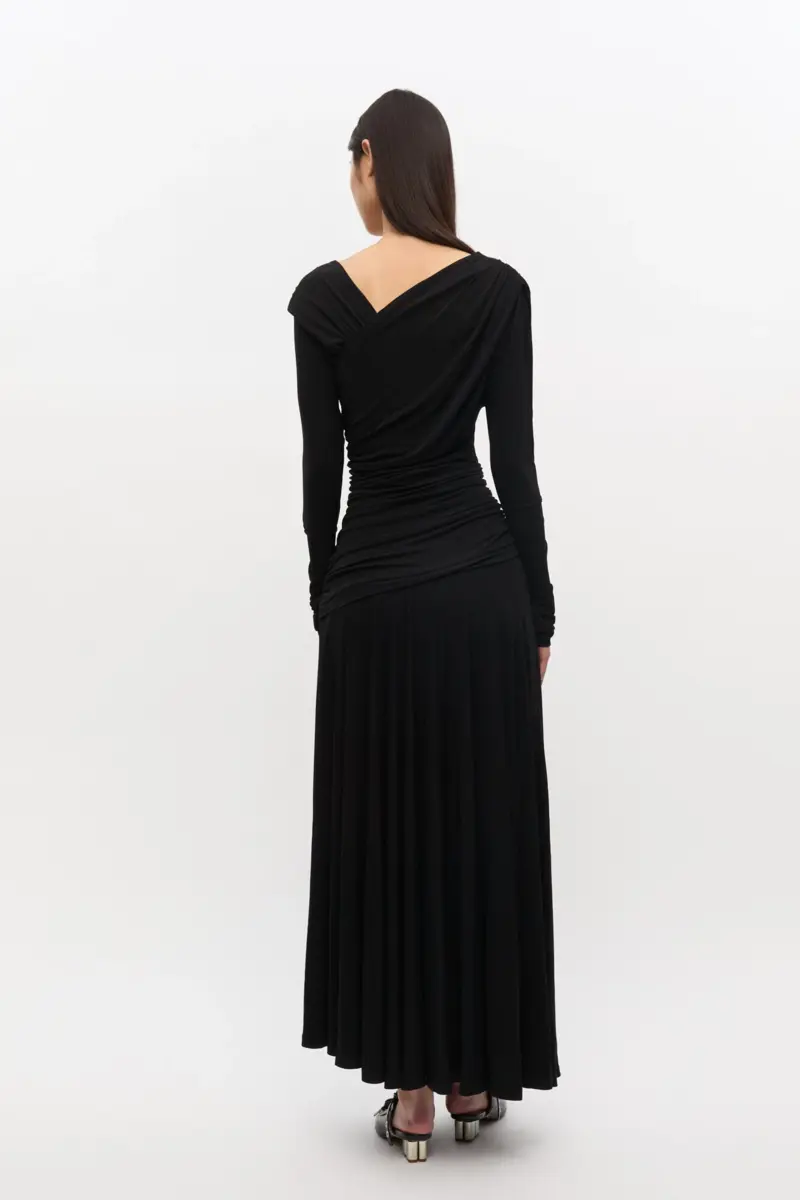 Schwarzes Rüschenkleid Schwarzes Rüschenkleid